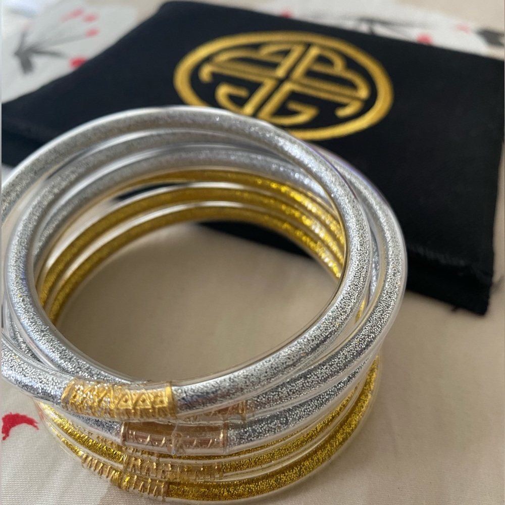 BUDHAGIRL  all weather  6 bangles with pouch